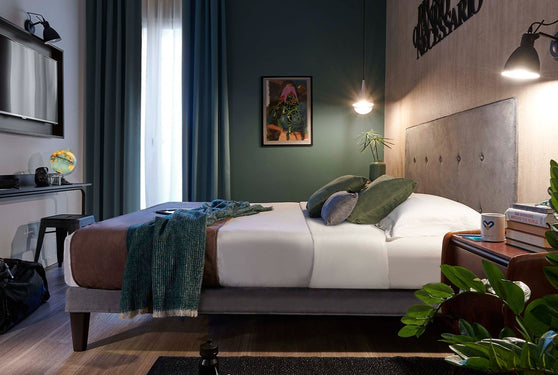 Smooth Sailing into Slumber: Luxury Cruise Ship Bedding for 2025